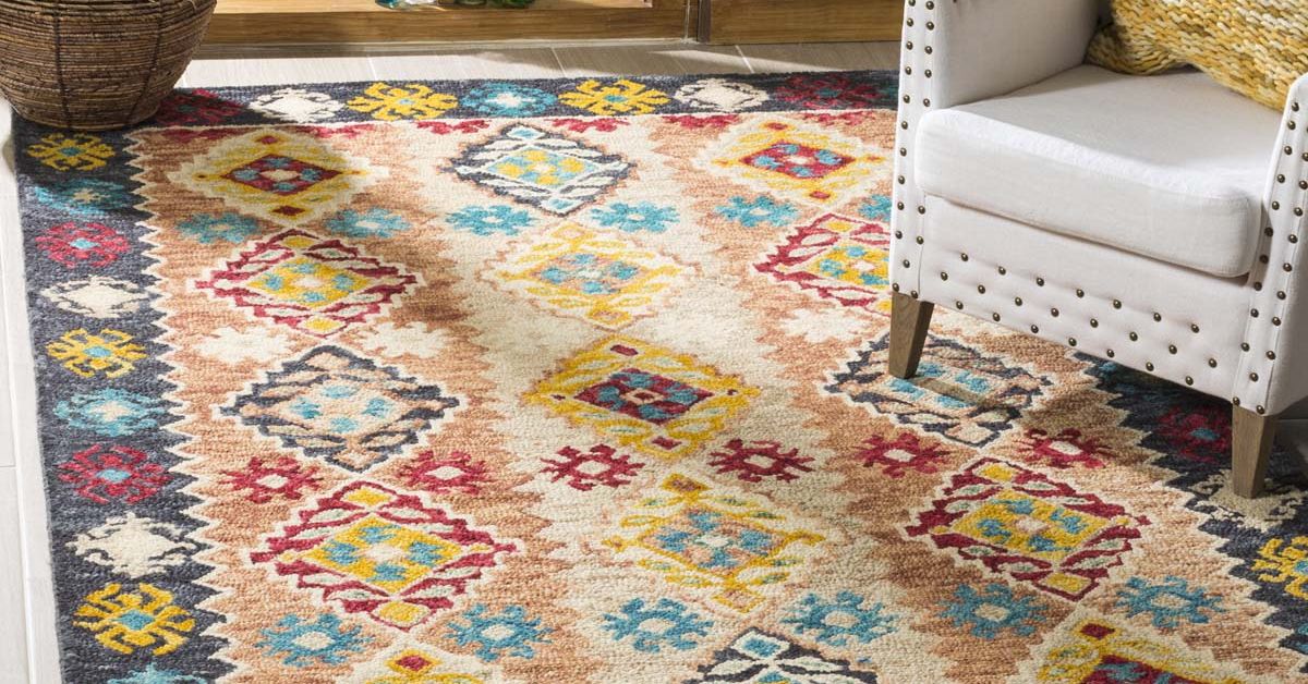 Seasonal Rug Swap: Transition Your Indoor Space