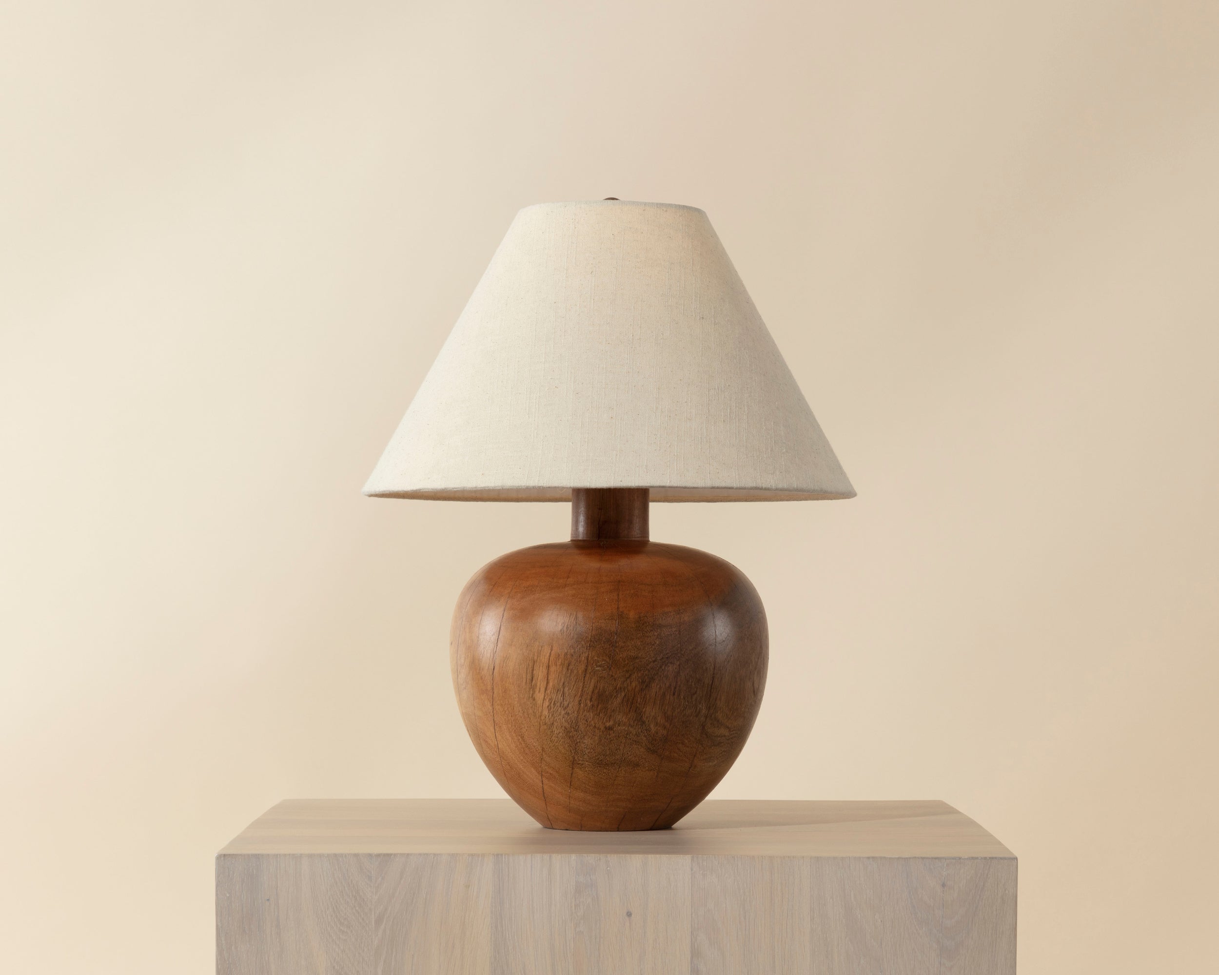 Dira Table Lamp -