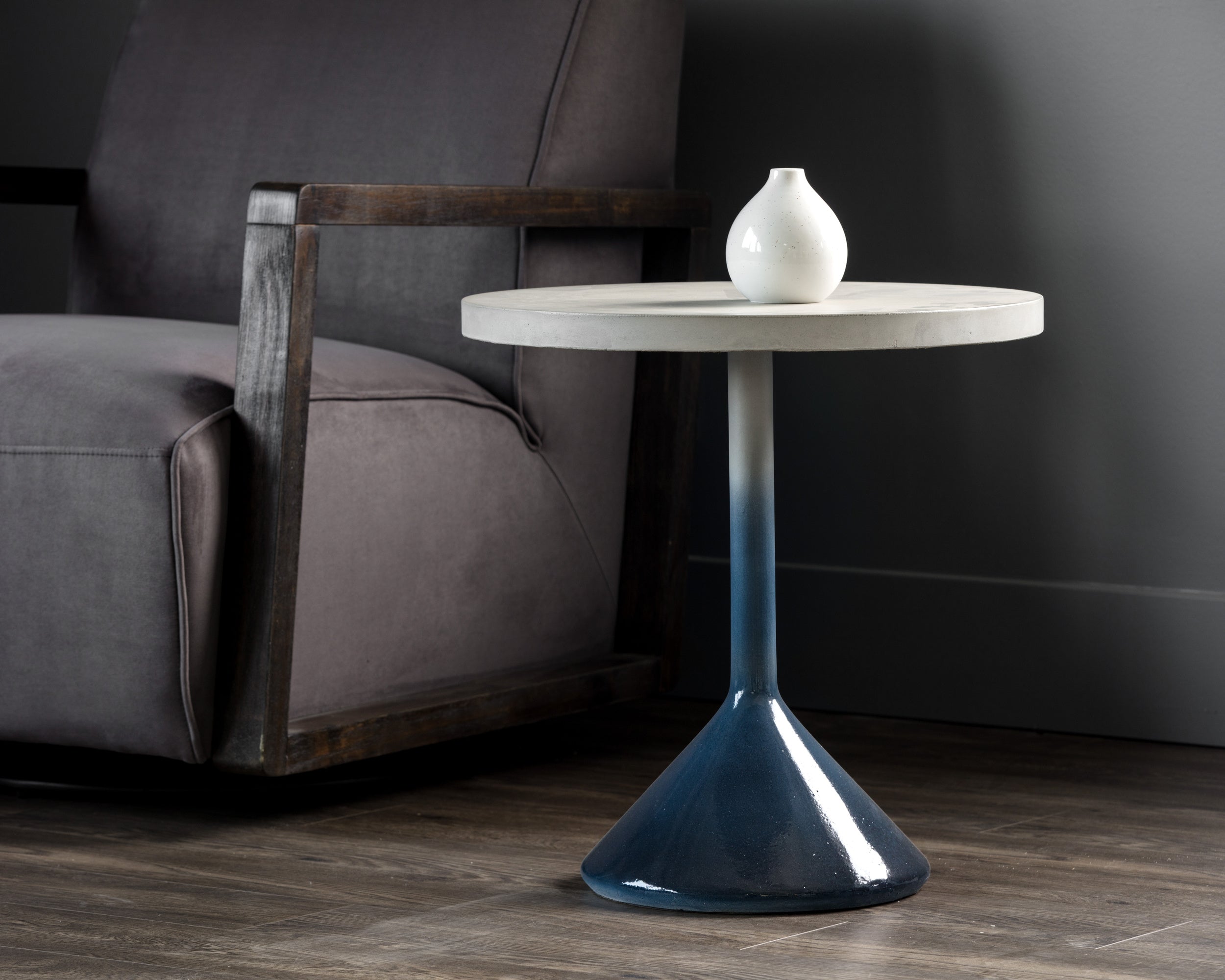 Laszilo End Table -