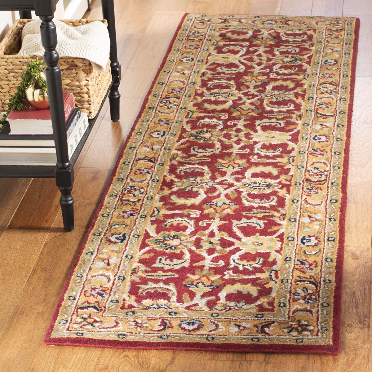 Safavieh Classic 758 Rug, CL758 - Red / Gold