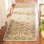 Safavieh Classic 934 Rug, CL934 - Ivory / Light Blue