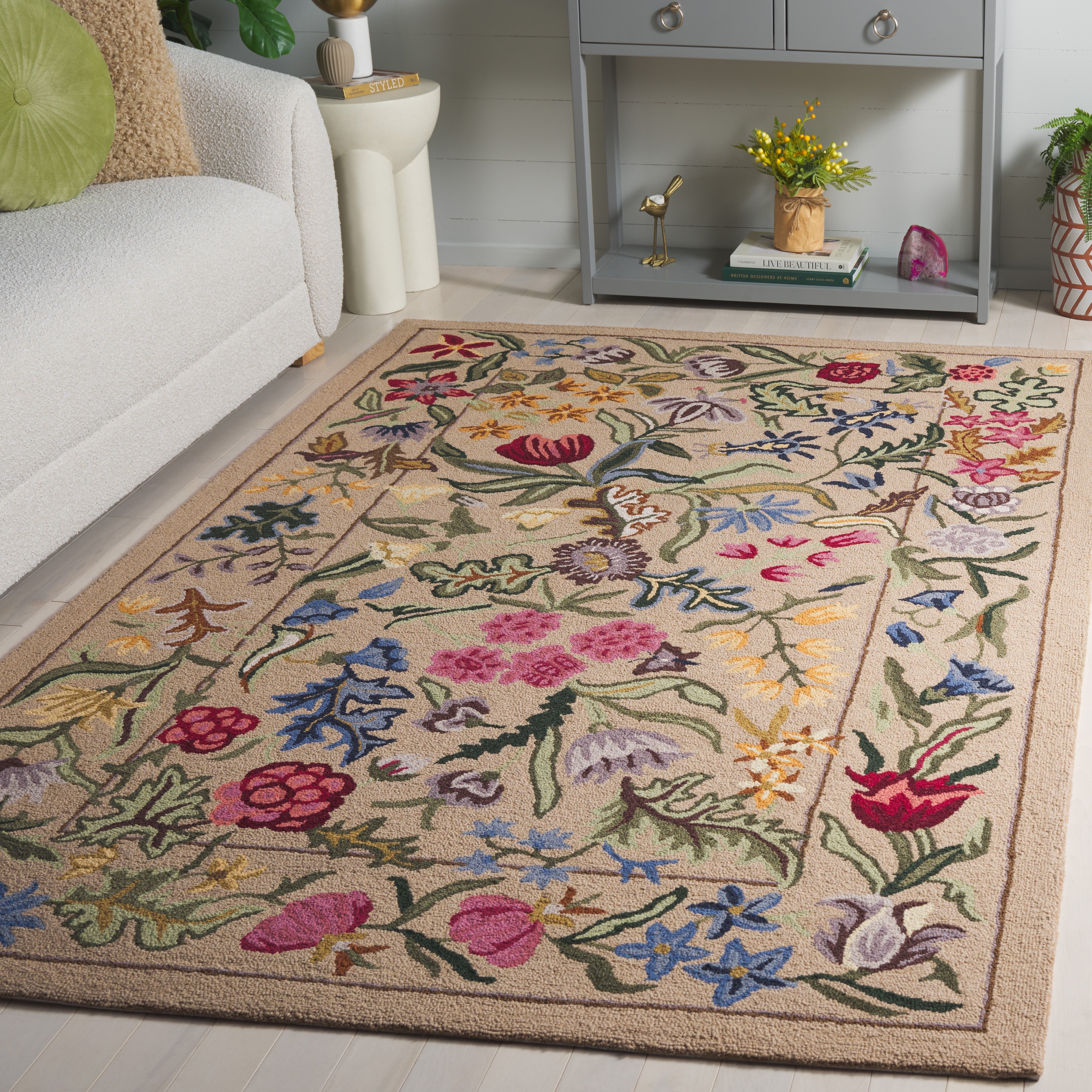 Safavieh Chelsea 335 Rug, HK335 - Beige / Pink