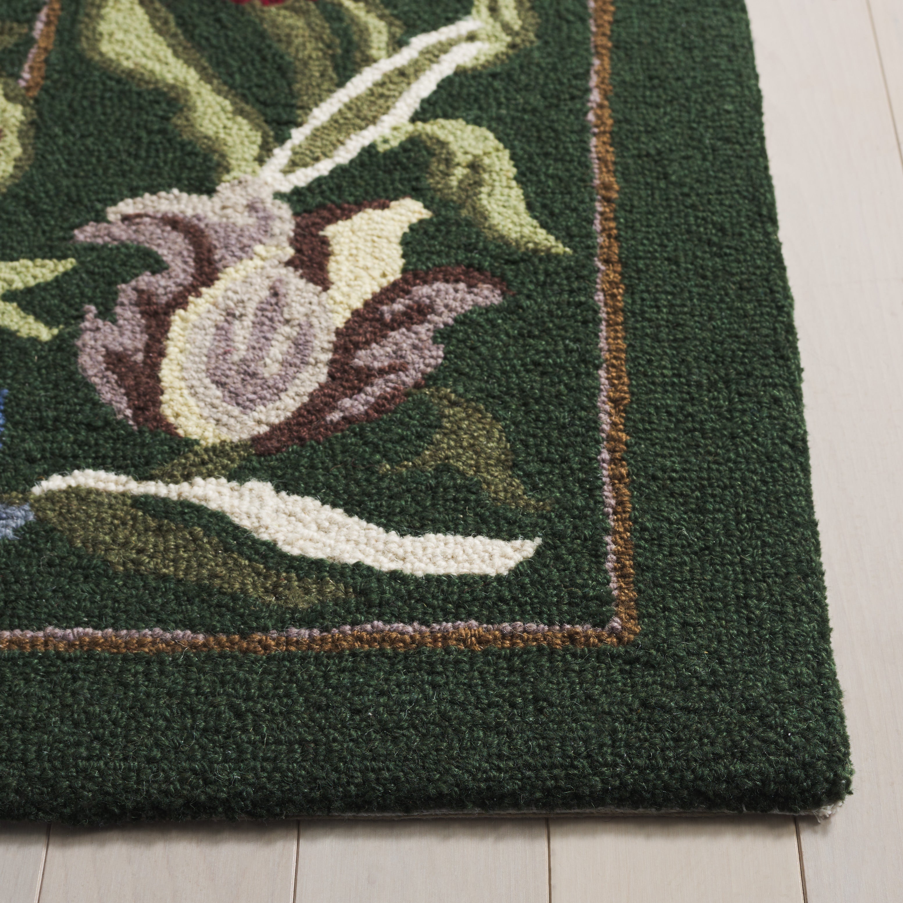 Safavieh Chelsea 335 Rug, HK335 - Green / Pink