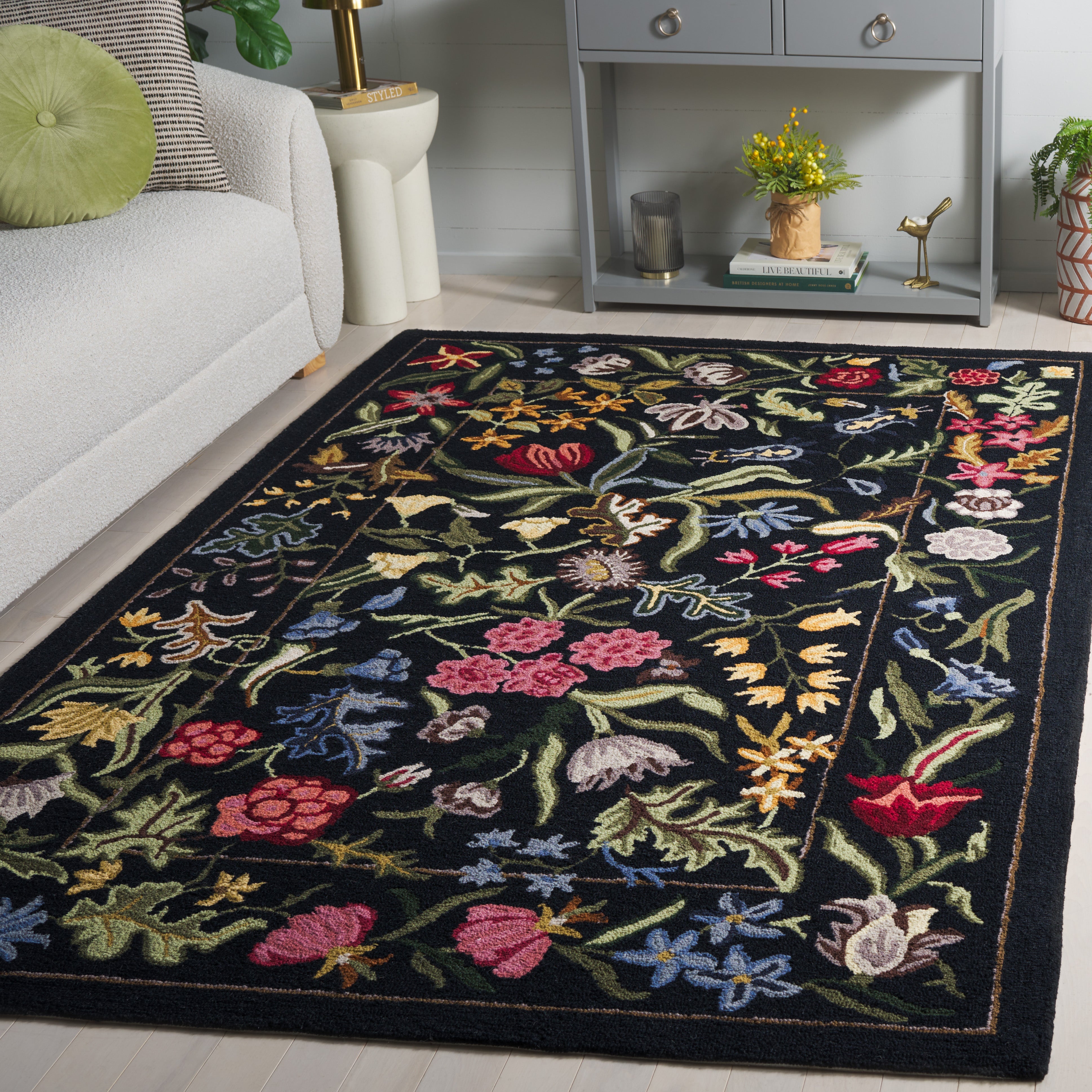 Safavieh Chelsea 335 Rug, HK335 - Black / Pink