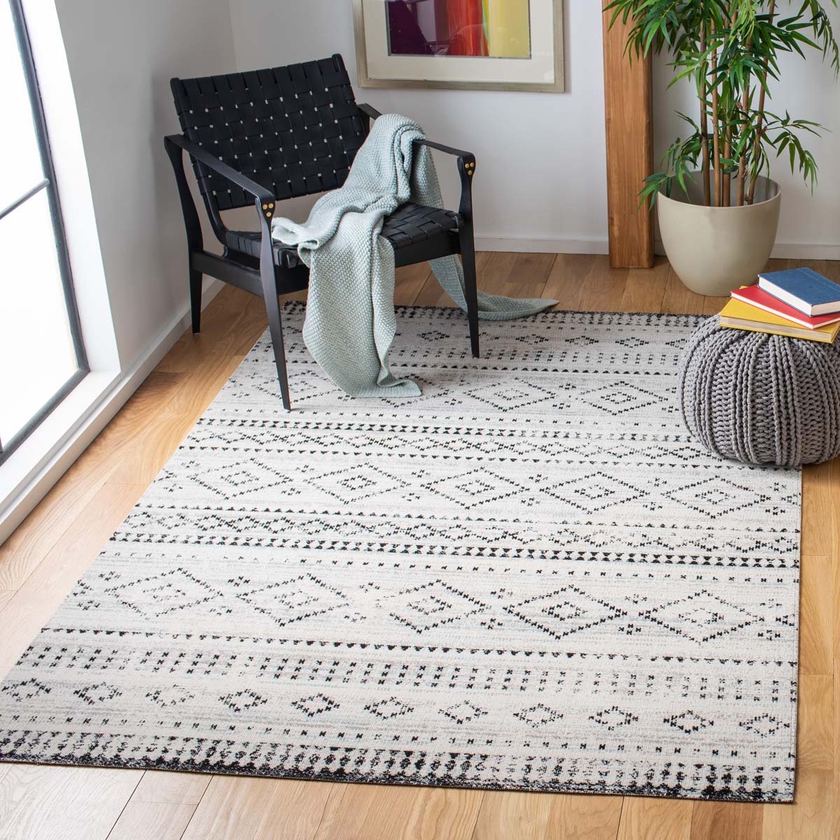 Safavieh Montage 291 Rug, MTG291 - Grey / Ivory