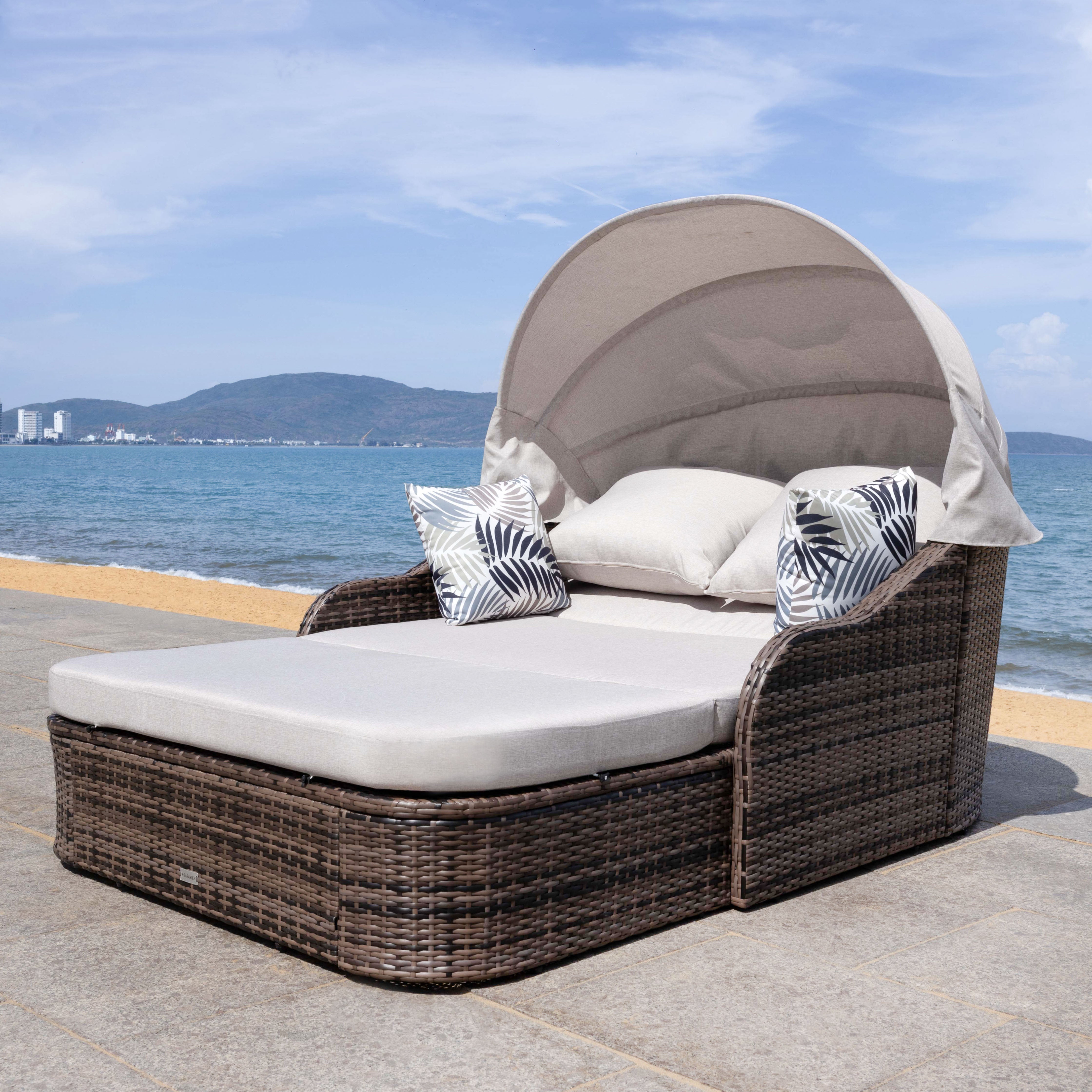 Safavieh Baloo Daybed, PAT7735 - Grey Brown / Light Grey