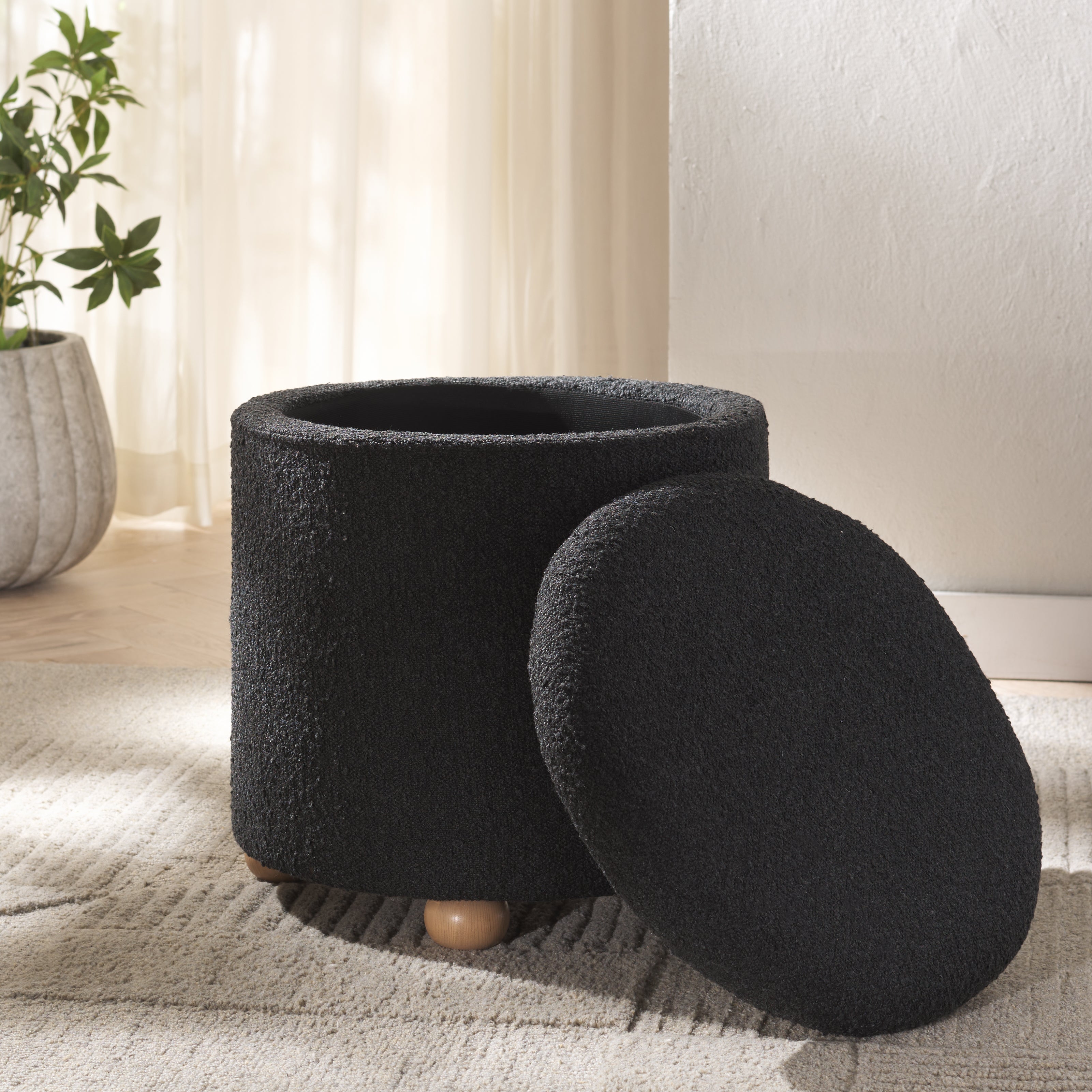 Safavieh Couture Becka Round Boucle Storage Ottoman, SFV6100 - Black / Natural