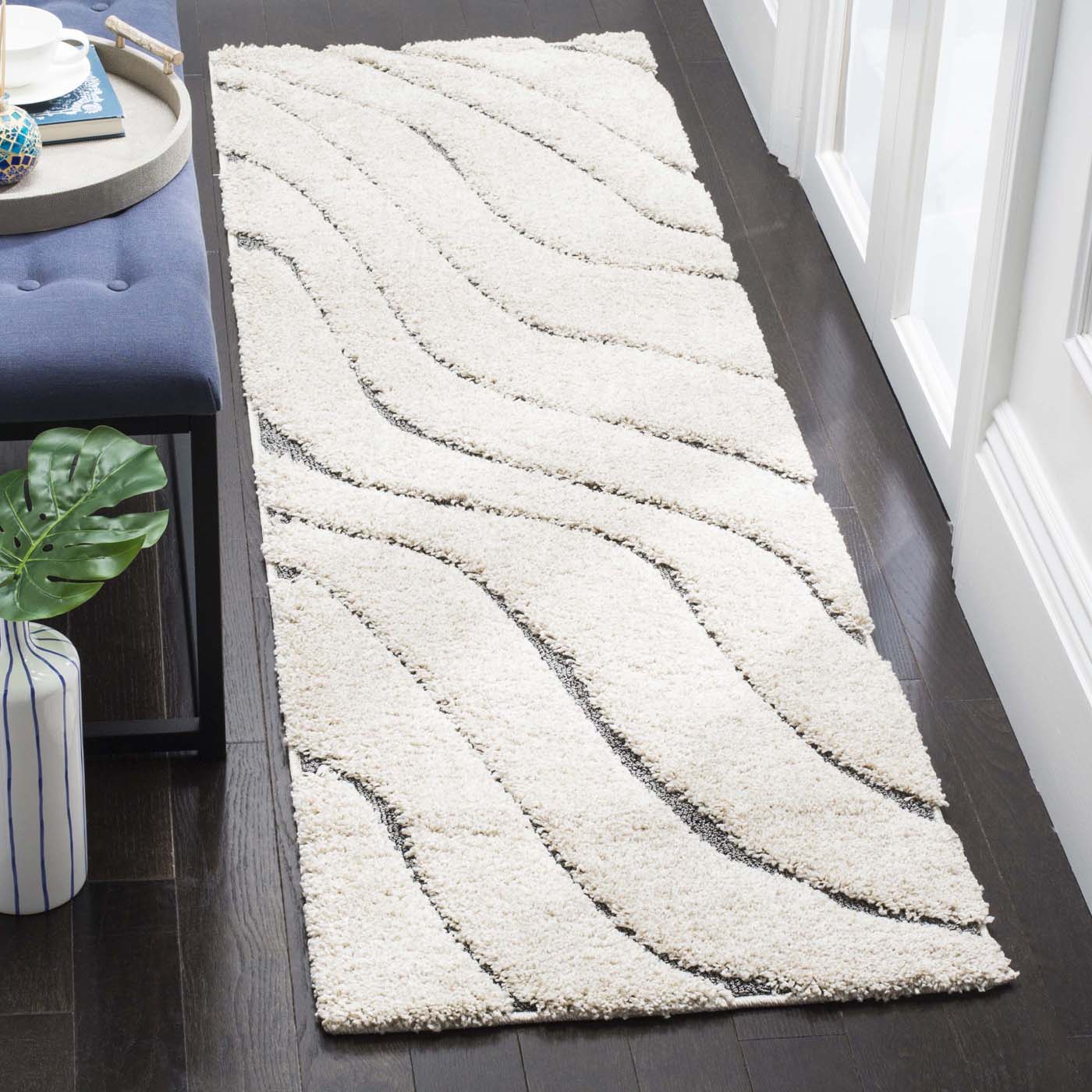 Safavieh Shag 472 Rug, SG472 - Cream / Grey