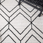 Safavieh Adirondack 241 Ivory Rug, ADR241 - Ivory / Black