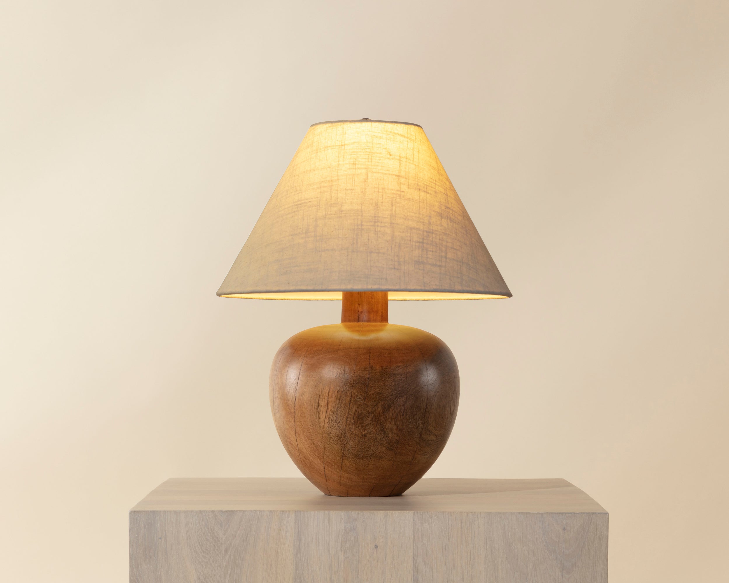 Dira Table Lamp -