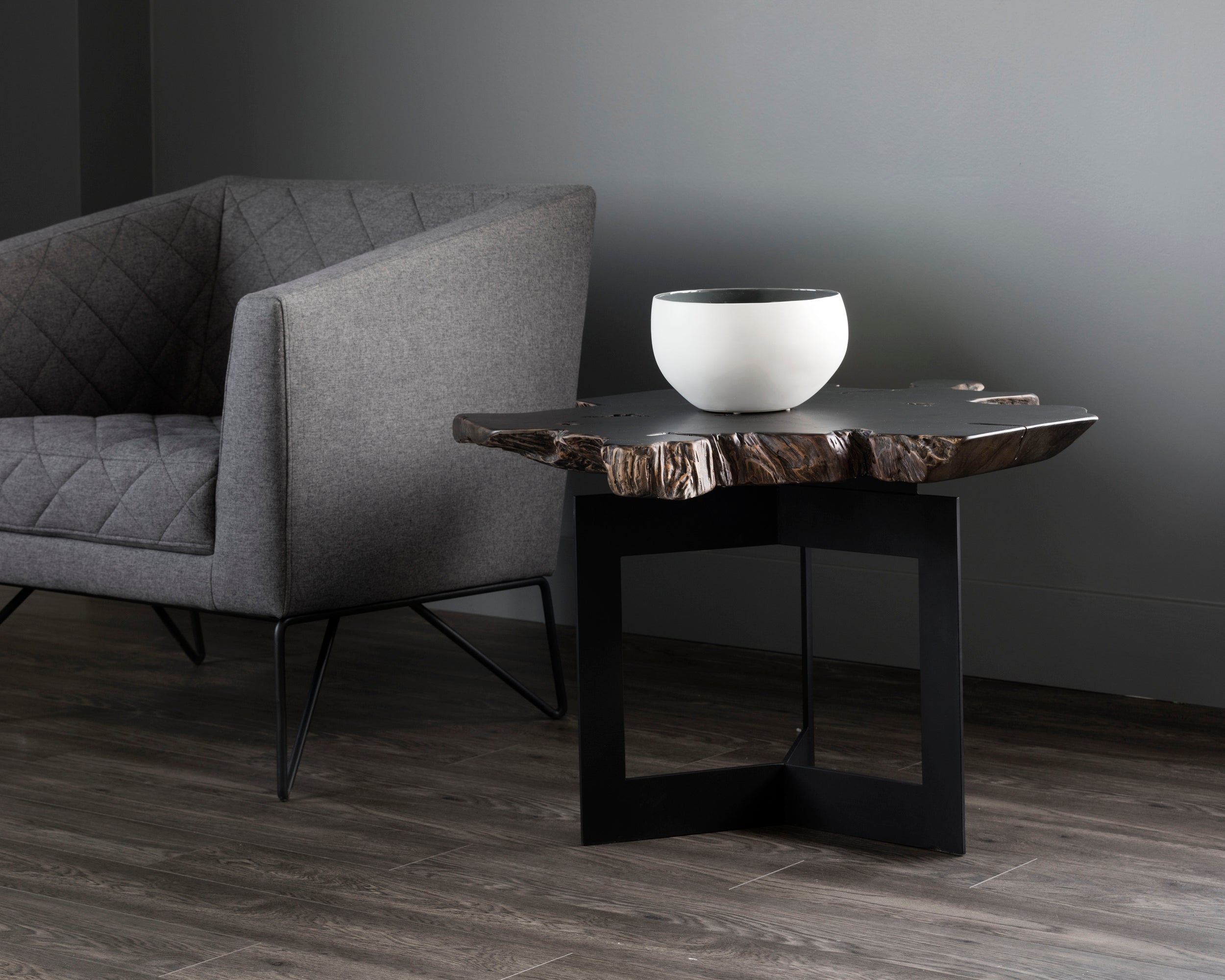 Wyatt Side Table - Black / Dark Brown