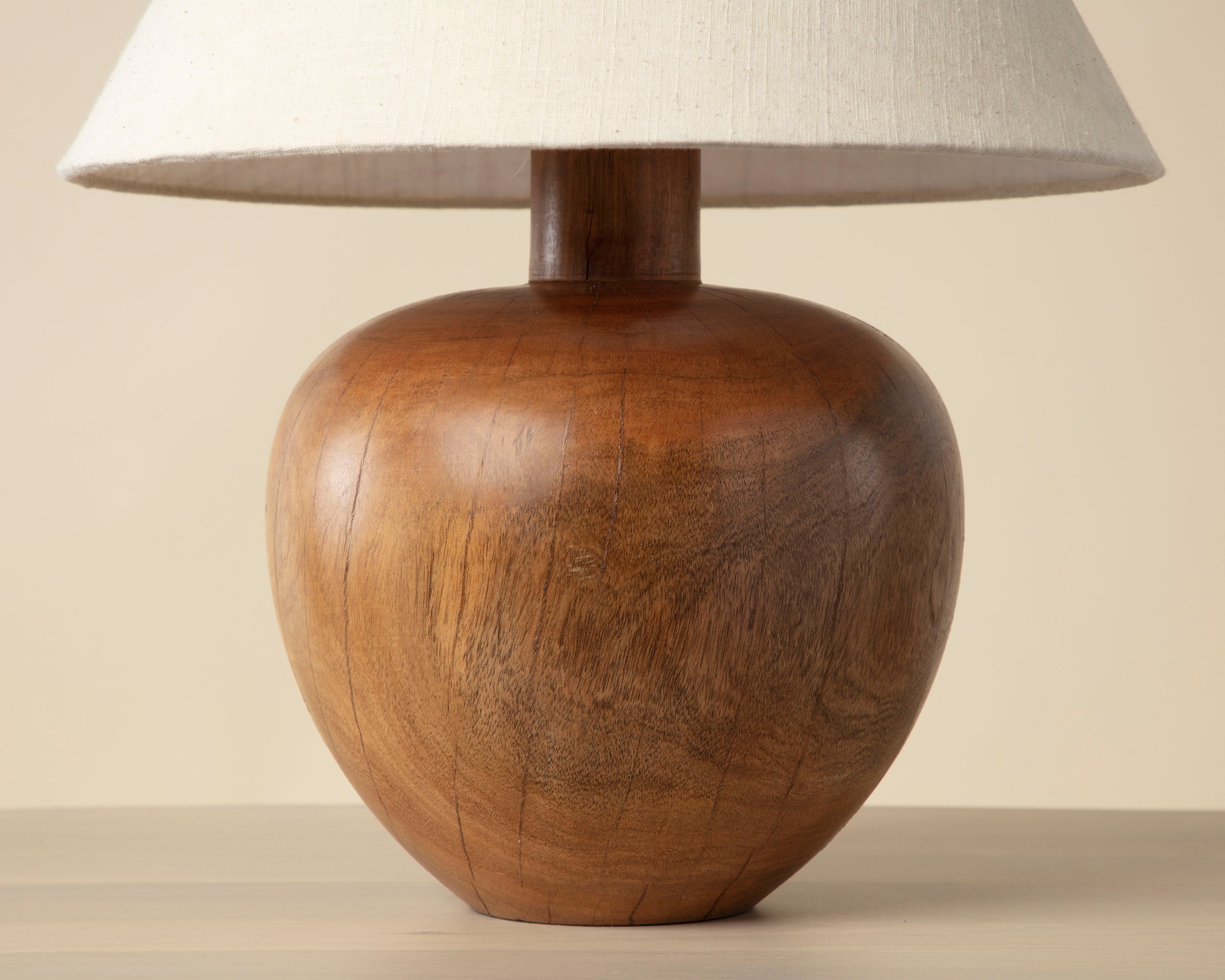 Dira Table Lamp -