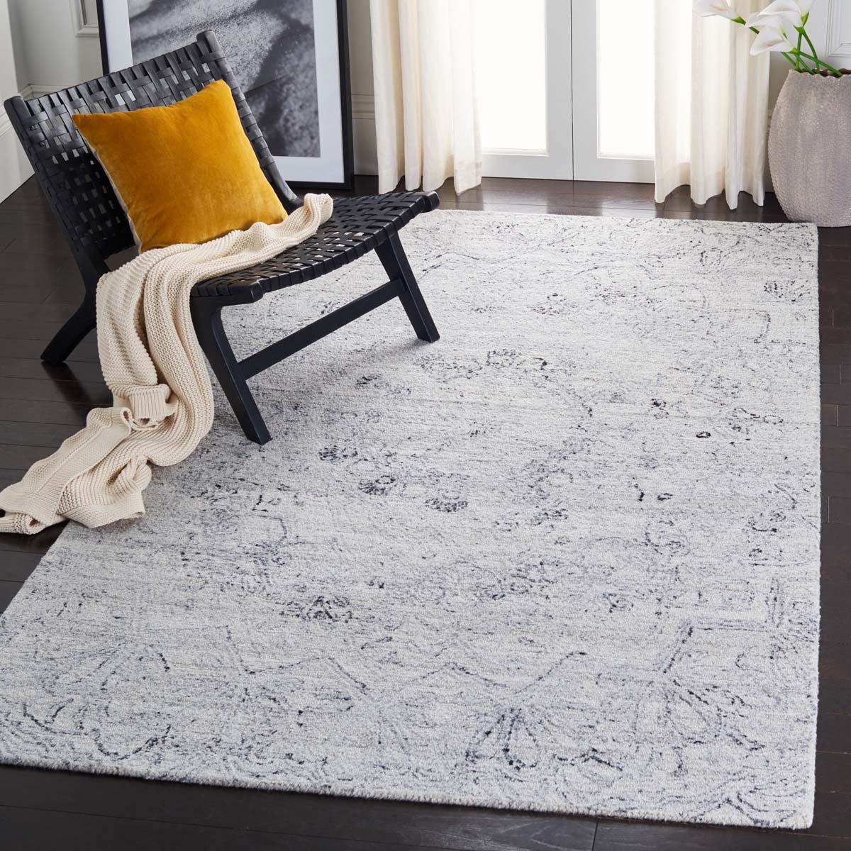 Safavieh Abstract 145 Rug, ABT145 - Ivory / Black