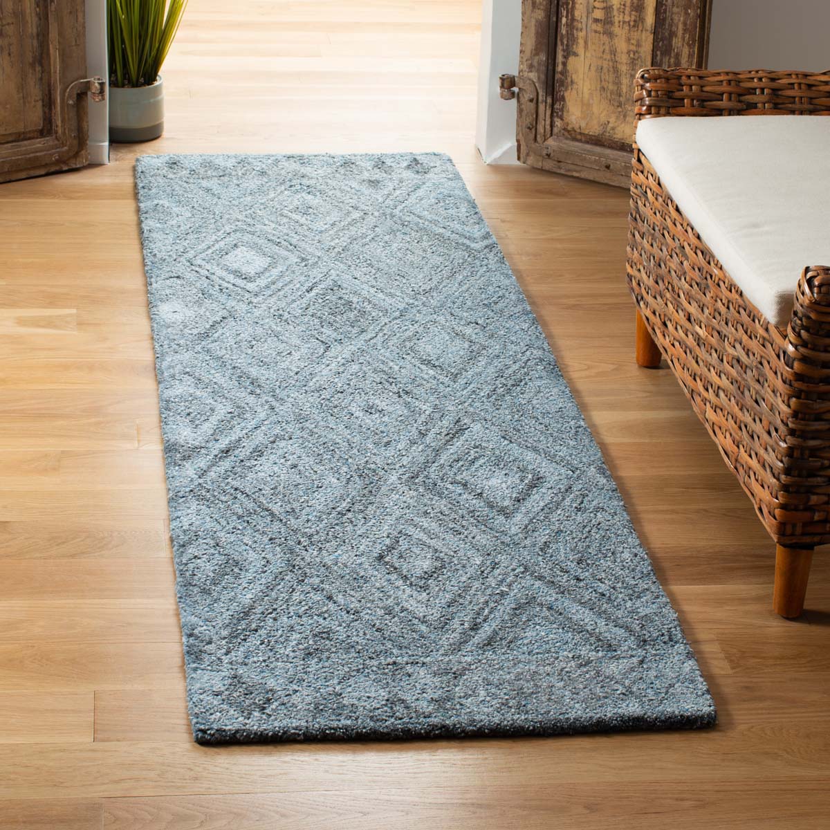 Safavieh Abstract 618 Rug, ABT618 - Blue / Black