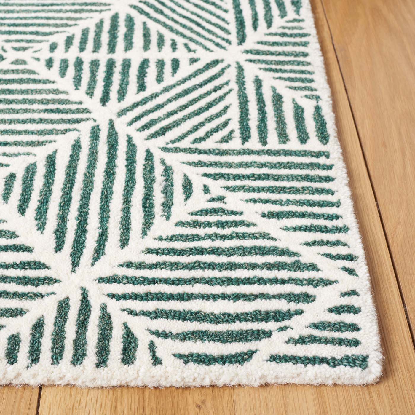 Safavieh Abstract 763 Rug, ABT763 - Dark Green / Ivory