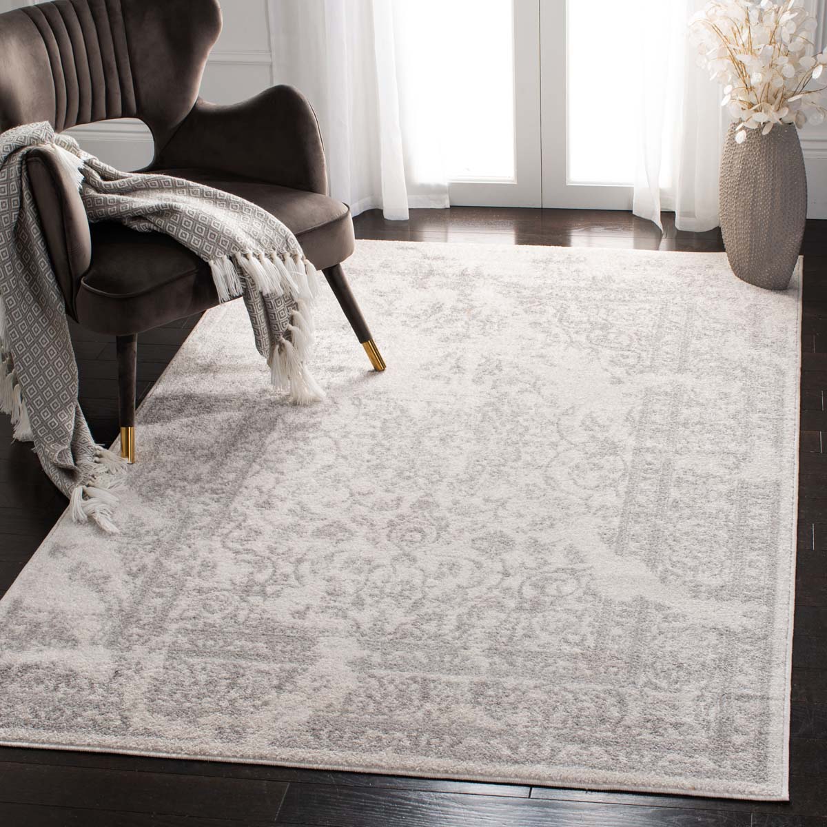 Safavieh Adirondack 101 Rug, Silver, ADR101 - Ivory / Silver