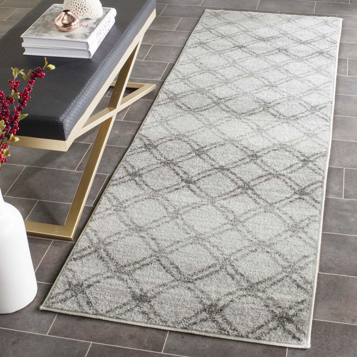 Safavieh Adirondack 105 Rug, ADR105 - SILVER / CHARCOAL