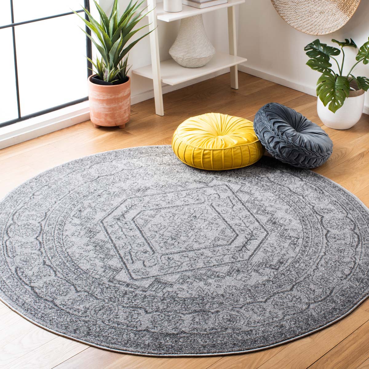 Safavieh Adirondack 108 Rug, Grey, ADR108 - Light Grey / Dark Grey