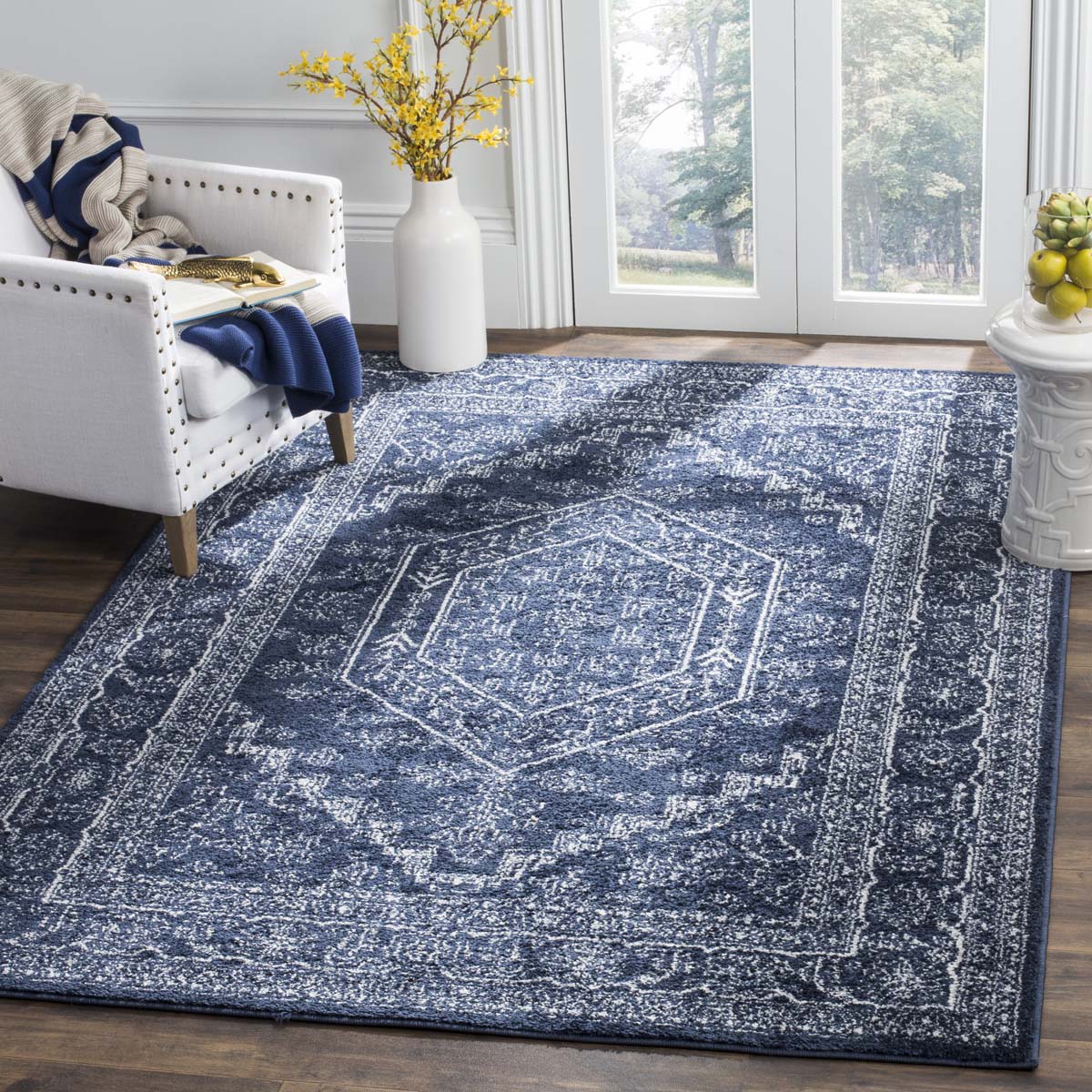 Safavieh Adirondack 108 Rug, Blue, ADR108 - Navy / Ivory