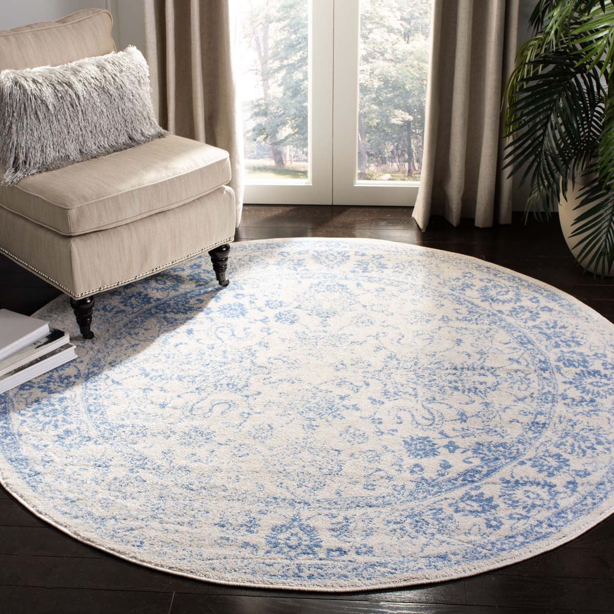 Safavieh Adirondack 109 Rug, Blue, ADR109 - Ivory / Light Blue