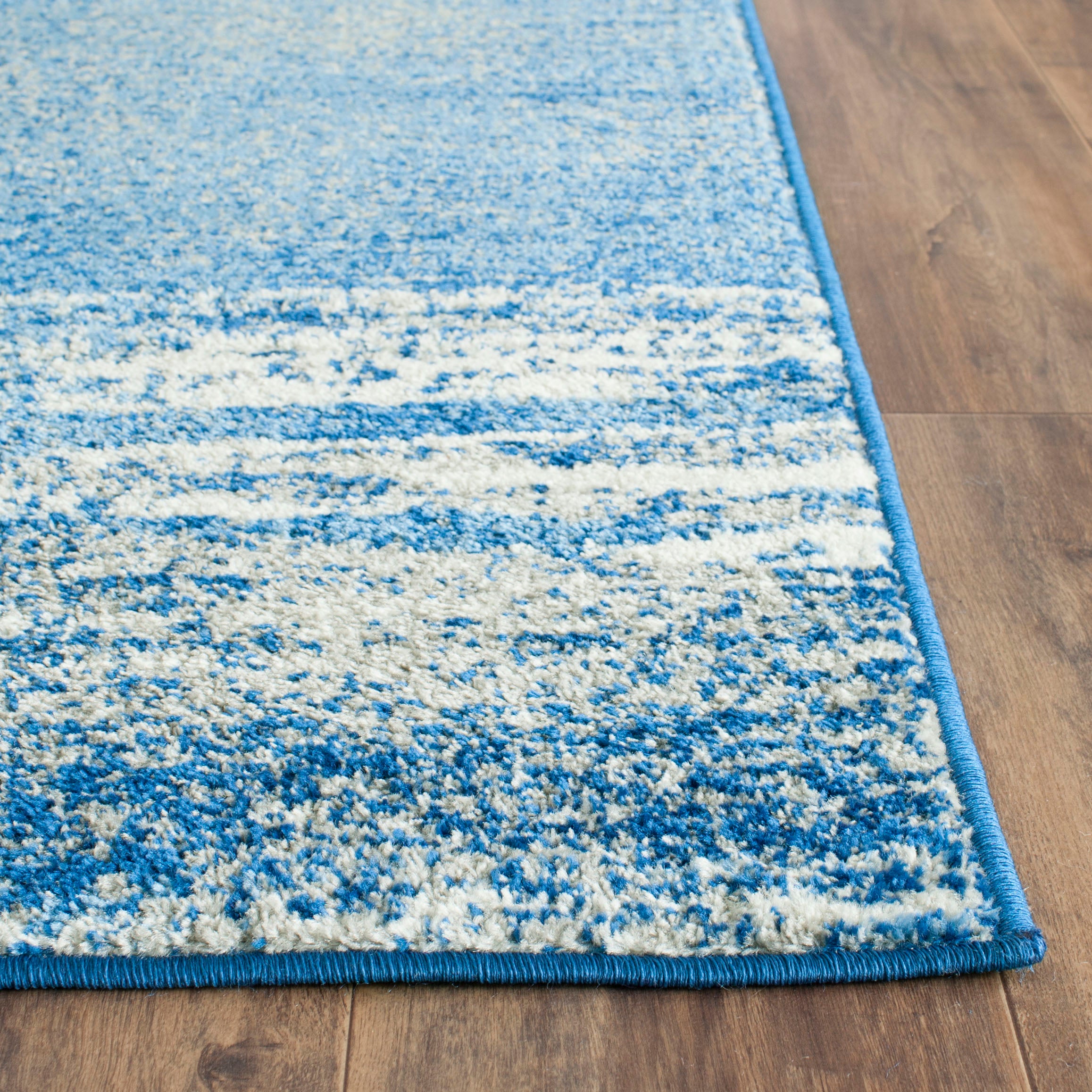 Safavieh Adirondack 112 Rug, Blue, ADR112 - Silver / Blue