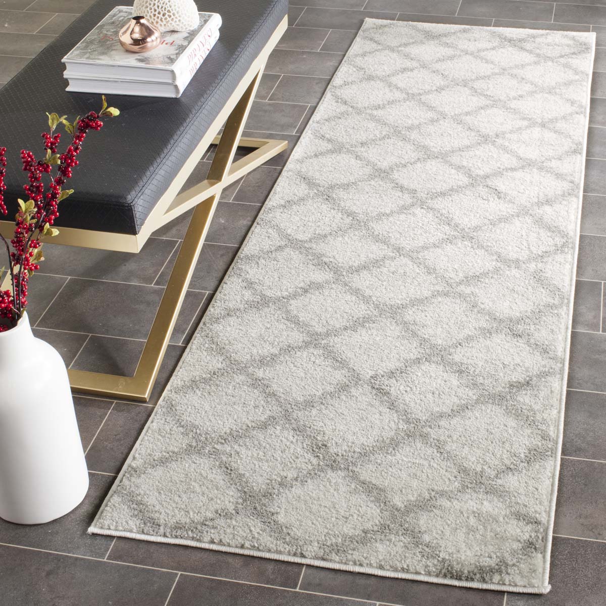 Safavieh Adirondack 122 Rug, ADR122 - IVORY / SILVER