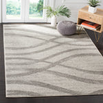 Safavieh Adirondack 125 Rug, Grey, ADR125 - Cream / Grey