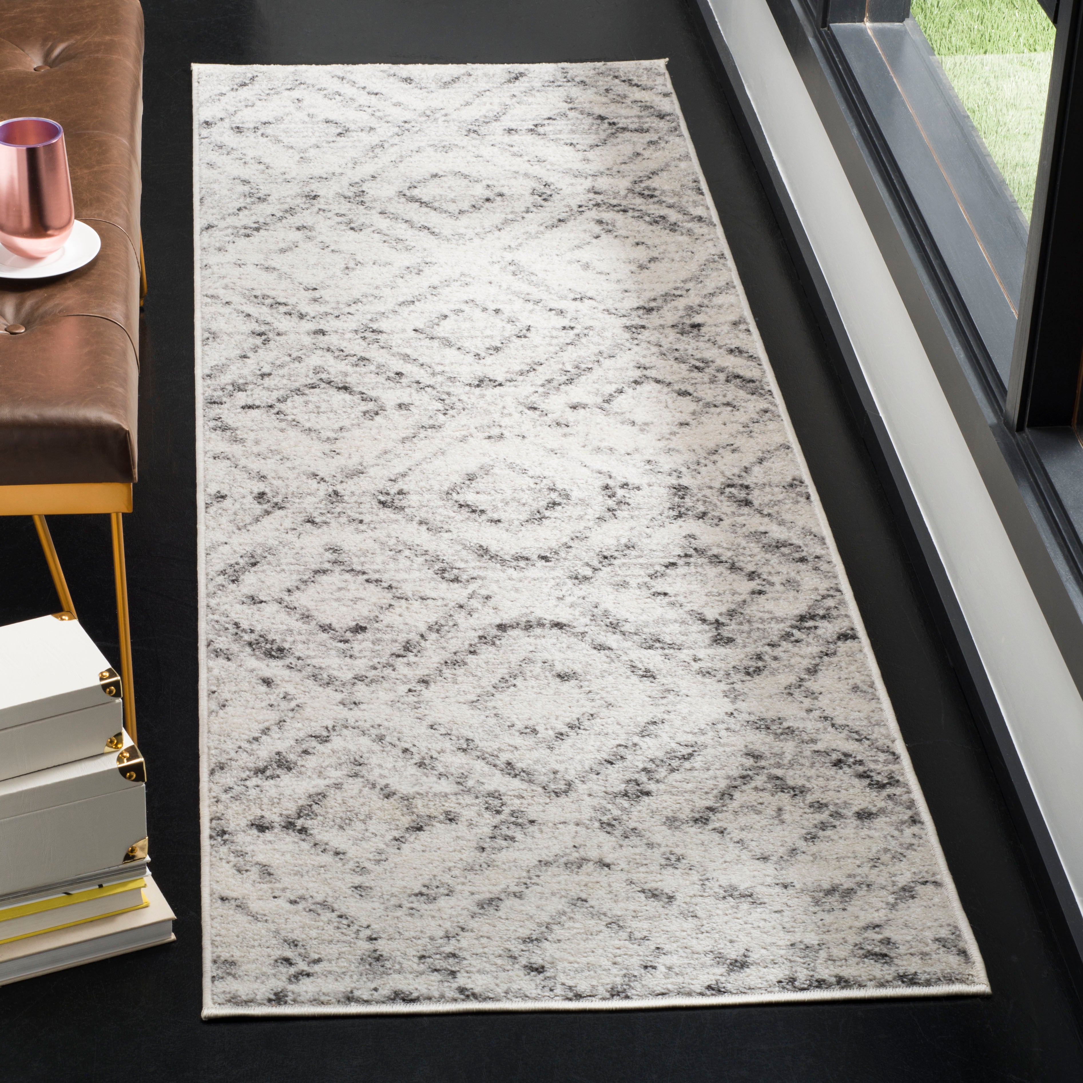 Safavieh Adirondack 131 Rug, Grey, ADR131 - Light Grey / Grey