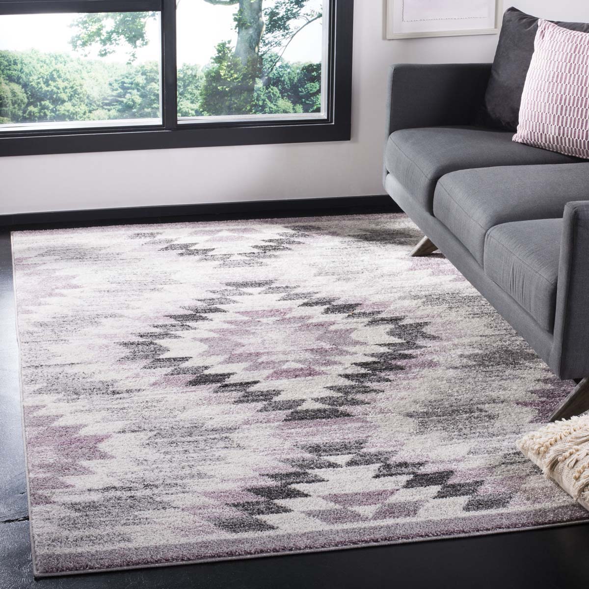 Safavieh Adirondack 218 Rug, ADR218 - PLUM / IVORY