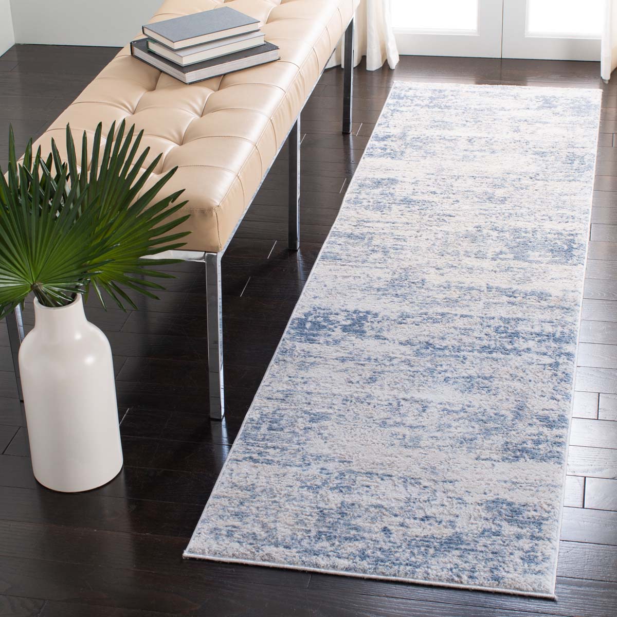 Safavieh AMELIA 700 Rug, ALA700 - IVORY / BLUE