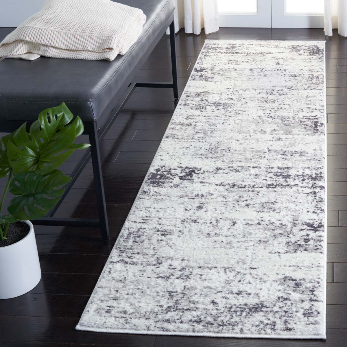 Safavieh AMELIA 700 Rug, ALA700 - IVORY / GREY