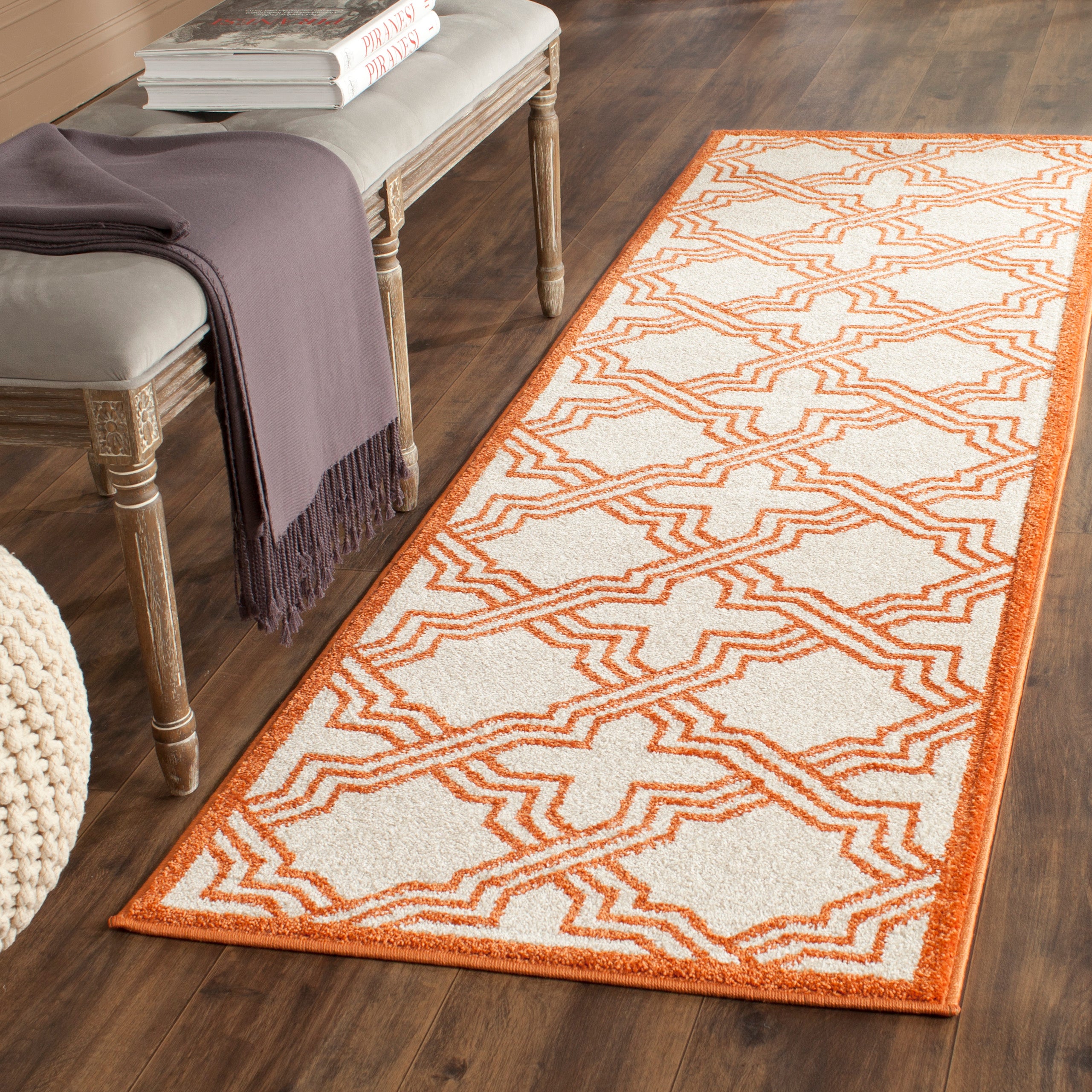 Safavieh Amherst 413 Rug, AMT413 - Ivory / Orange