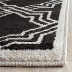 Safavieh Amherst 413 Rug, AMT413 - Anthracite / Ivory