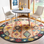 Safavieh Aspen 508 Rug, APN508 - Beige / Charcoal