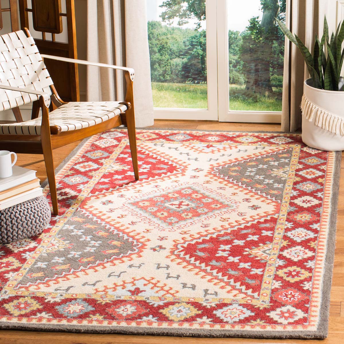 Safavieh Aspen 801 Rug, APN801 - Red / Ivory