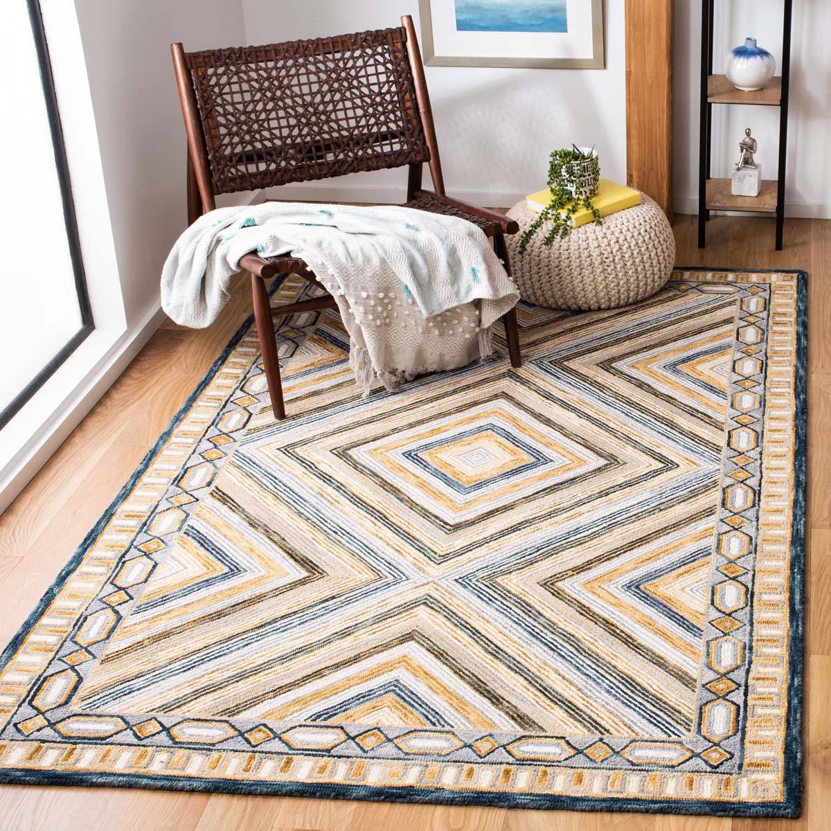 Safavieh Aspen 809 Rug, APN809 - Navy / Gold