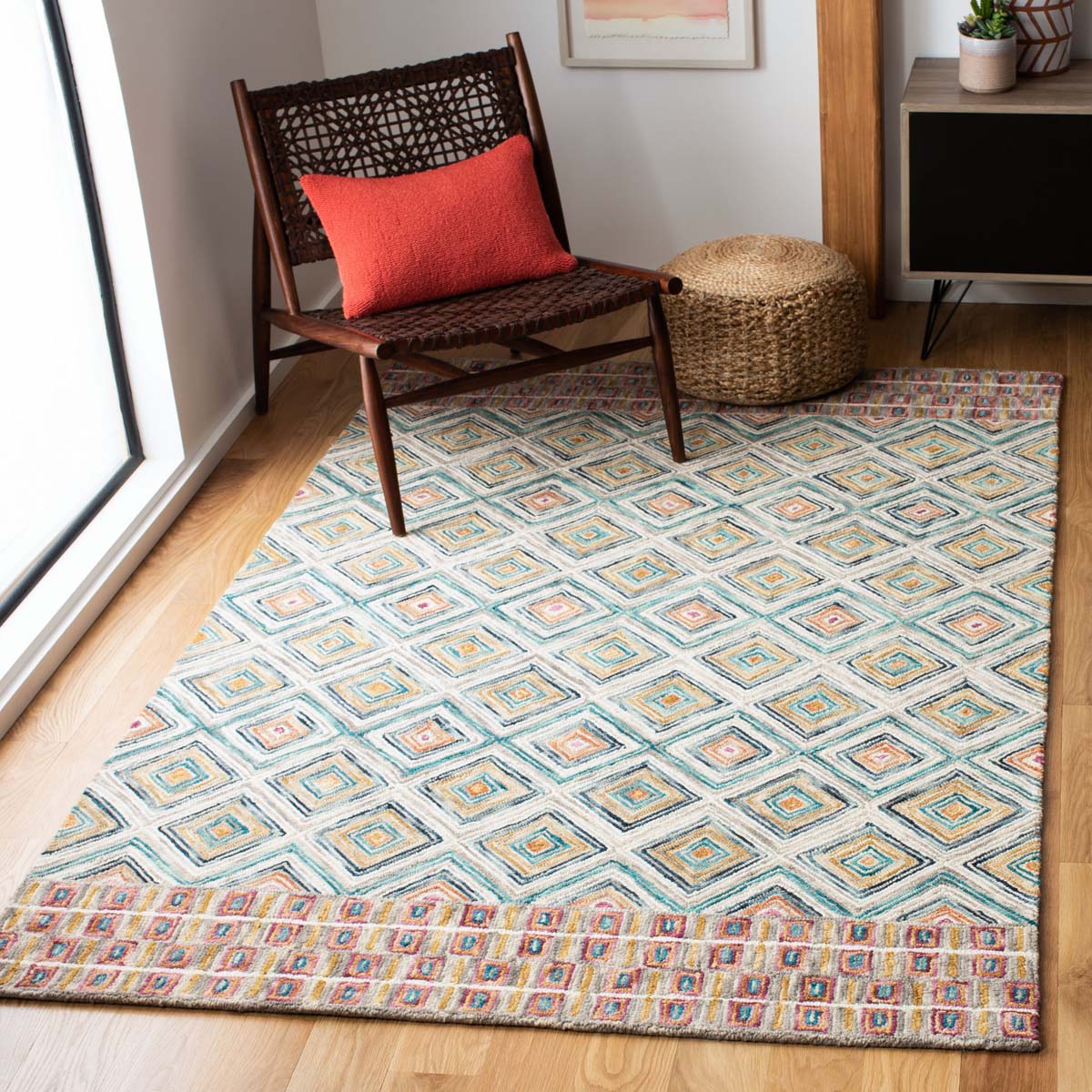 Safavieh Aspen 812 Rug, APN812 - Green / Red