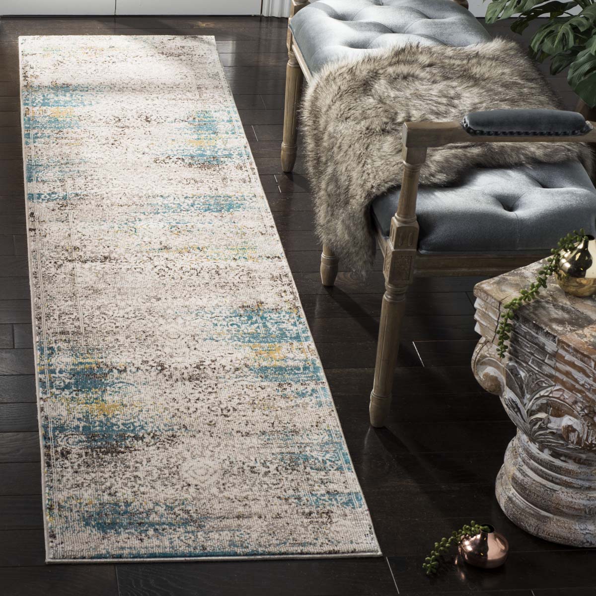 Safavieh Aria 156 Rug, ARA156 - Cream / Blue