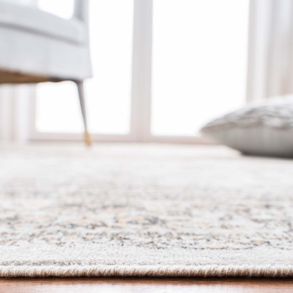 Safavieh Atlas 965 Rug, ATL965 - Beige / Grey