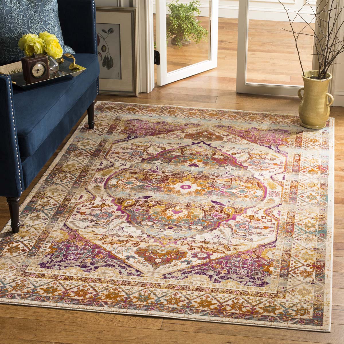 Safavieh Baldwin 189 Rug, BDN189 - Ivory / Fuchsia