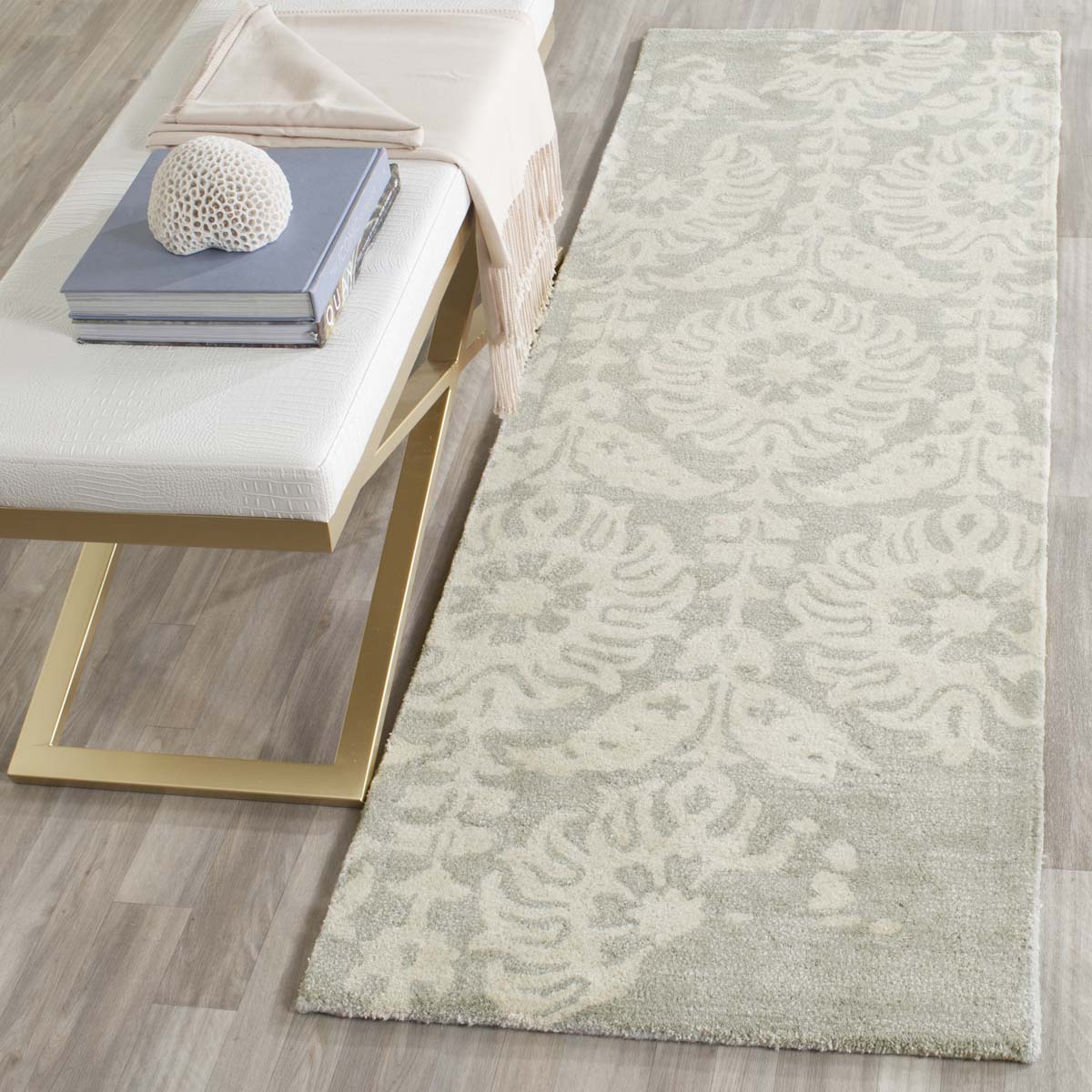 Safavieh Bella 125 Rug, BEL125 - Light Grey / Ivory