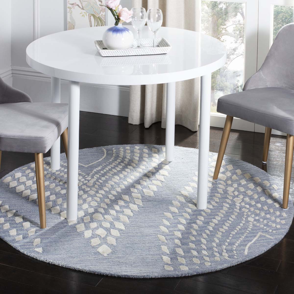 Safavieh Bella 126 Rug, BEL126 - Blue / Ivory