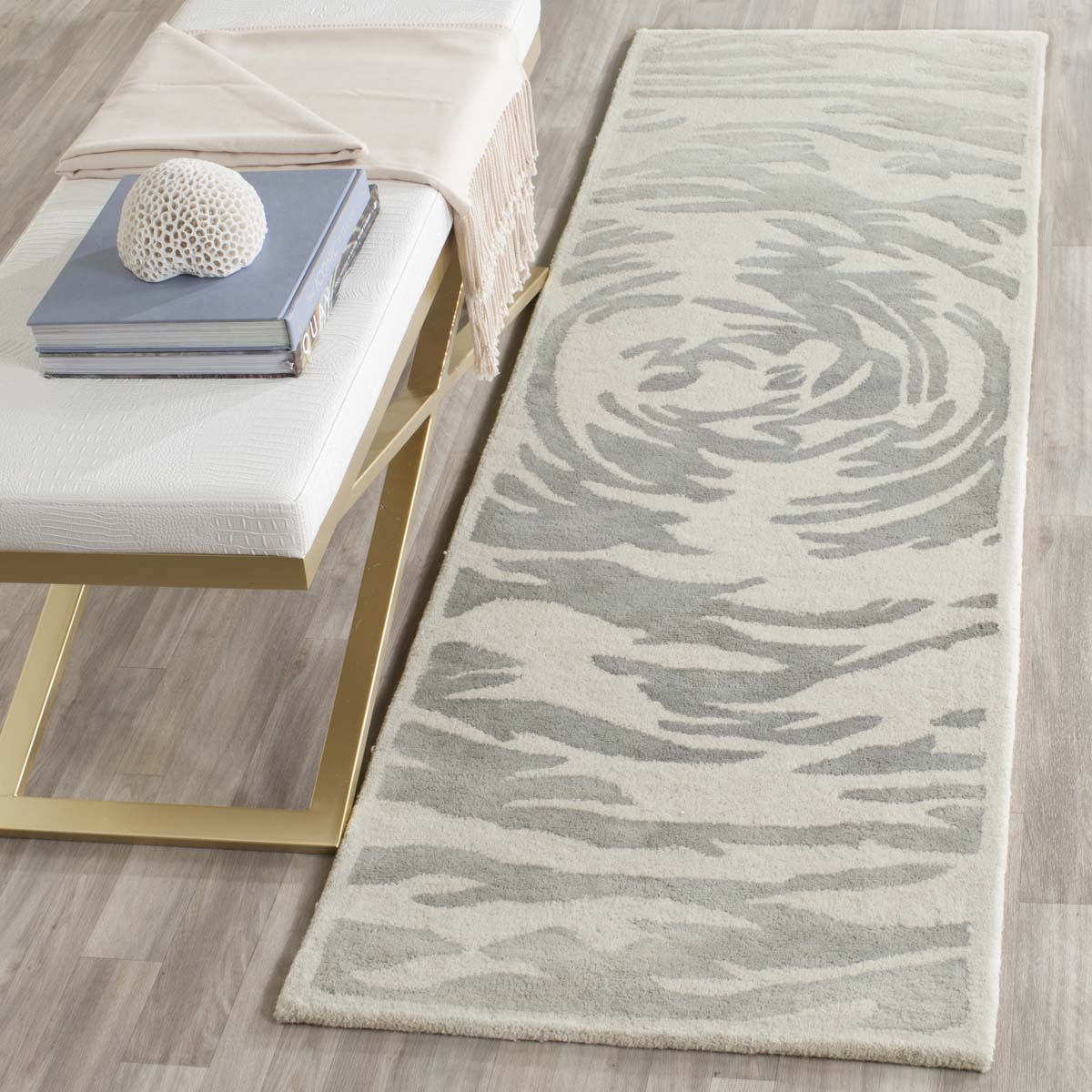 Safavieh Bella 128 Rug, BEL128 - Ivory / Grey