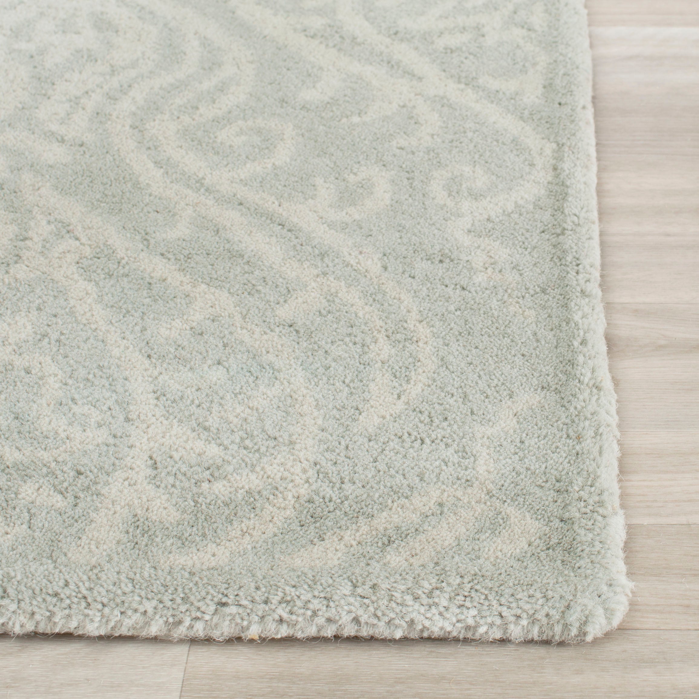 Safavieh Bella 445 Rug, BEL445 - Silver / Ivory