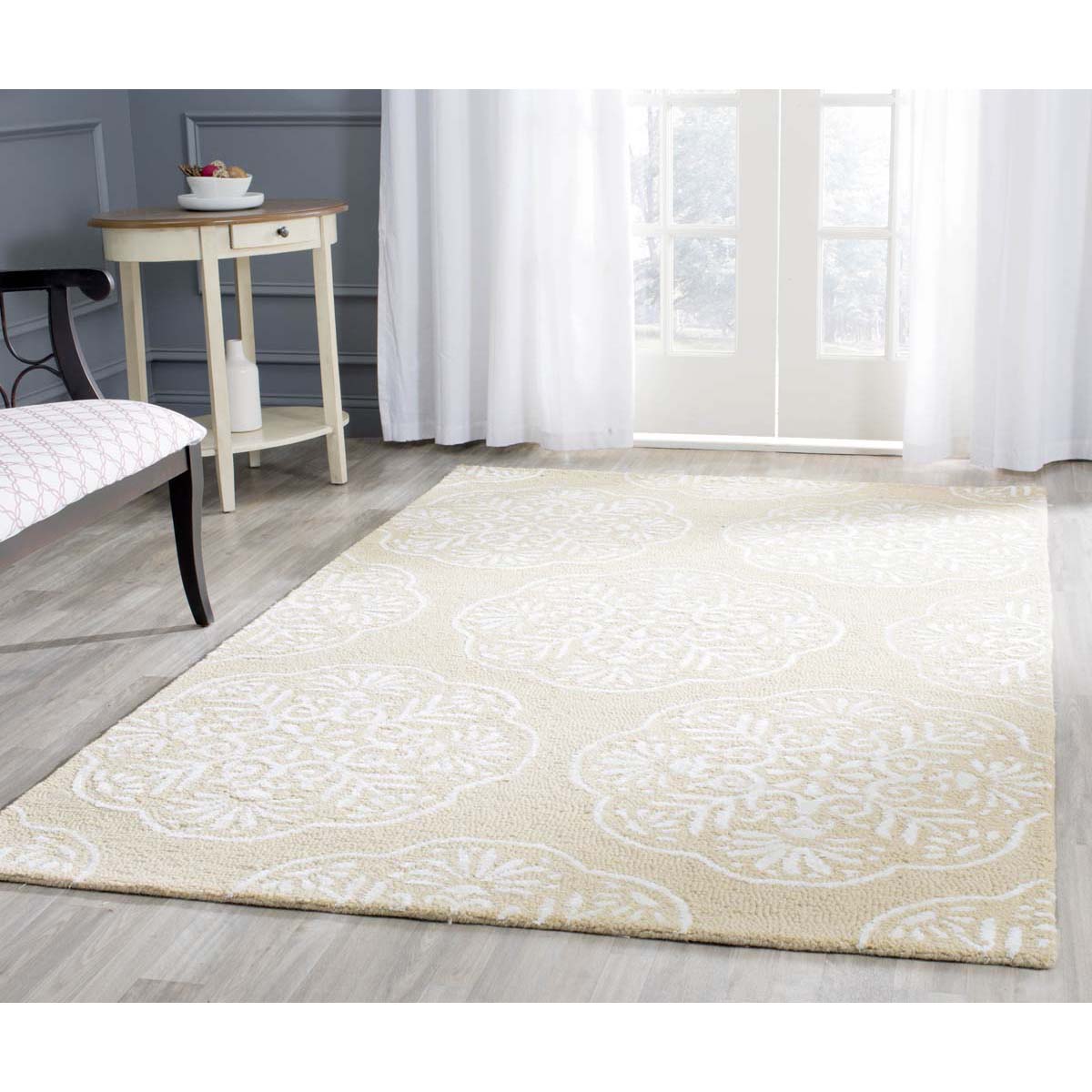 Safavieh Bella 711 Rug, BEL711 - Beige / Ivory