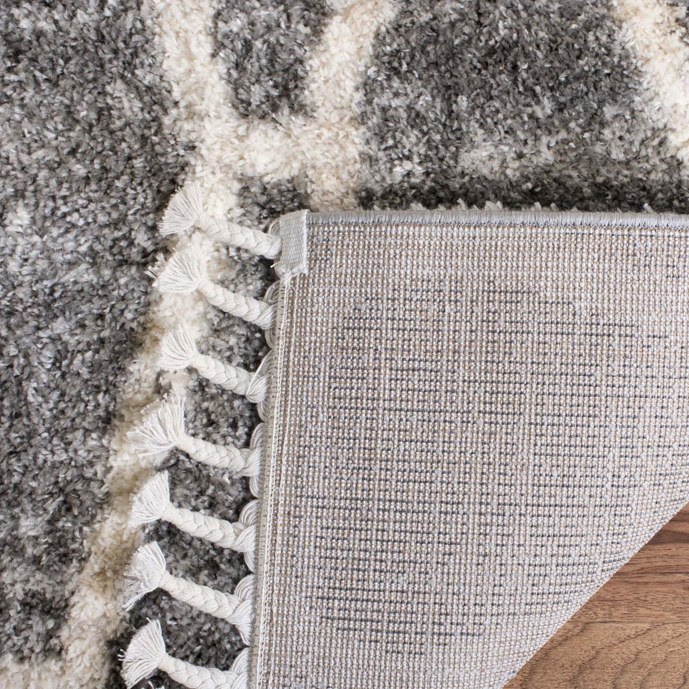 Safavieh Berber Fringe Shag 628 Rug, BFG628 - Grey / Cream