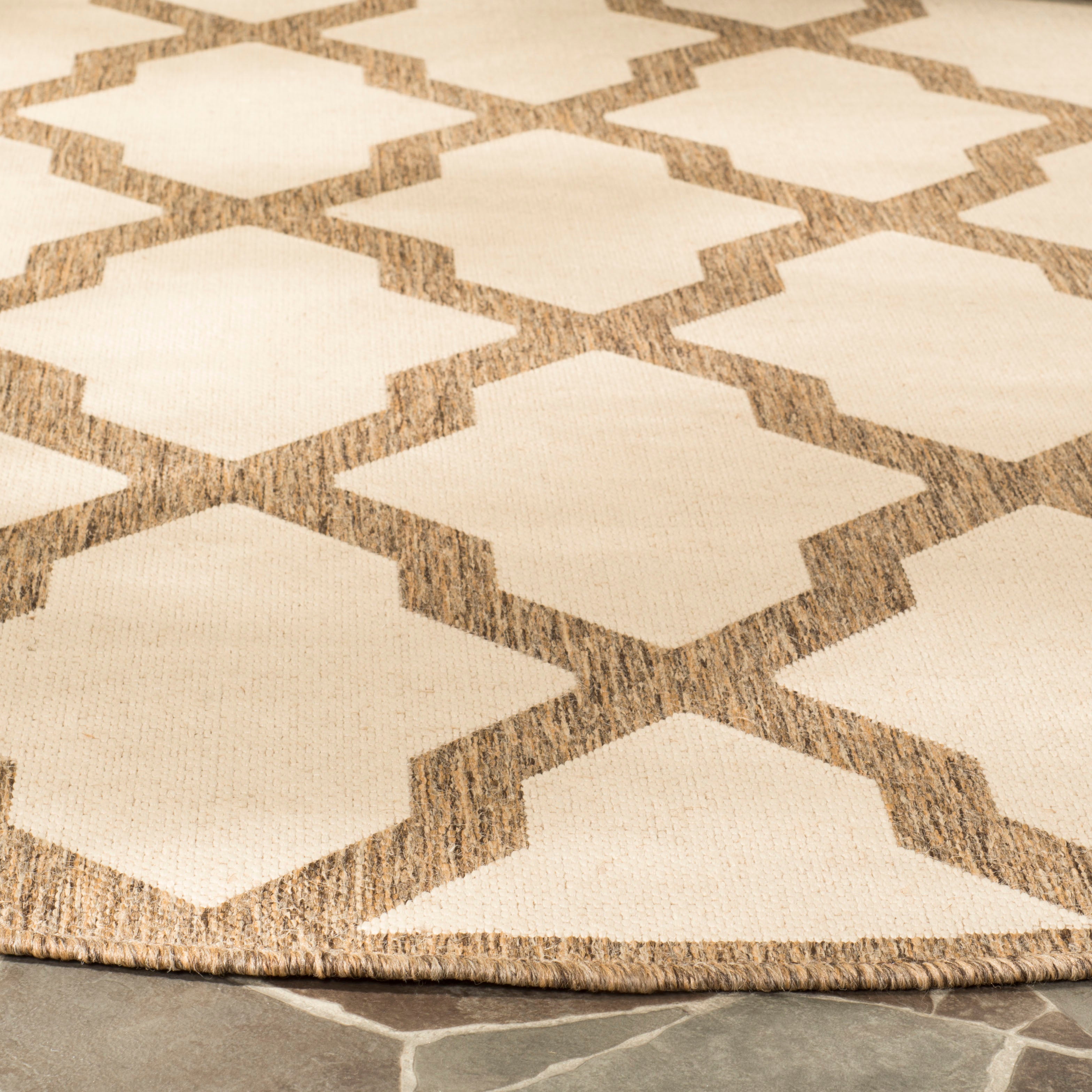 Safavieh Beach House 122 Rug, BHS122 - Cream / Beige