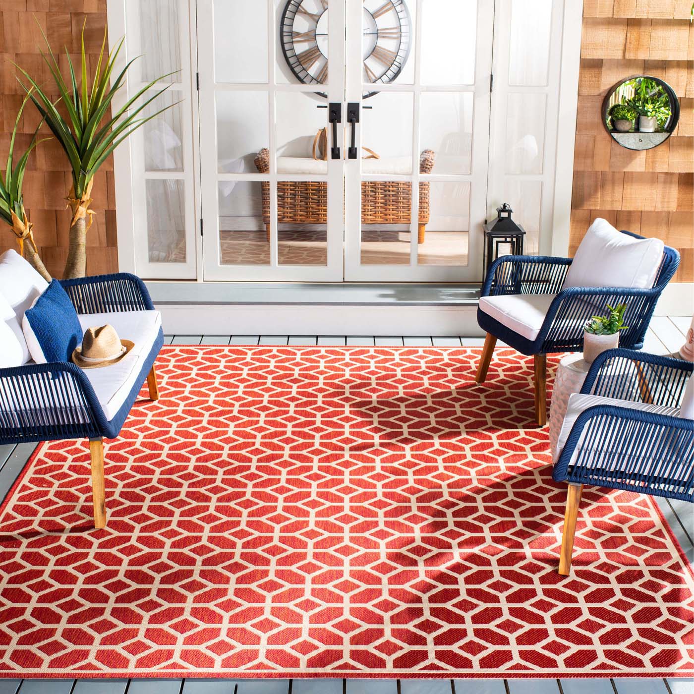 Safavieh Beach House 127 Rug, BHS127 - Red / Creme