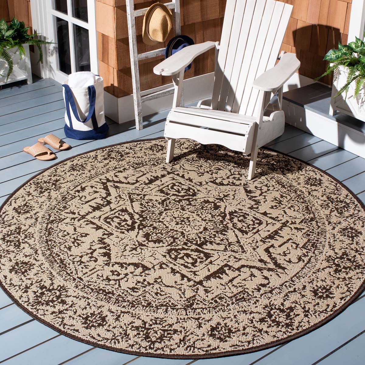 Safavieh Beach House 139 Rug, BHS139 - Creme / Brown