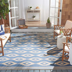 Safavieh Beach House 171 Rug, BHS171 - Cream / Blue